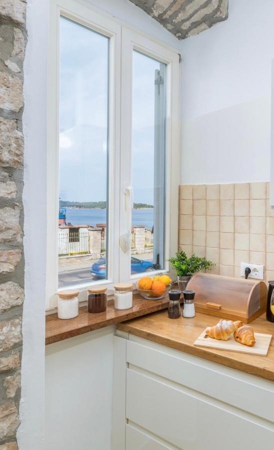 Apartment Augusto - Sea View Пула Екстериор снимка